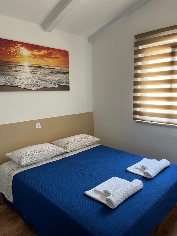 Holiday Home Rosa Gedići Exteriör bild